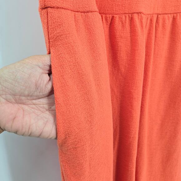 Draper James RSVP Sleeveless Textured Knitted Midi Dress in Size XS - Picture 5 of 8